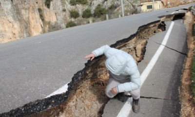 Kartalkaya Barajı’nda yol ortadan ikiye ayrıldı