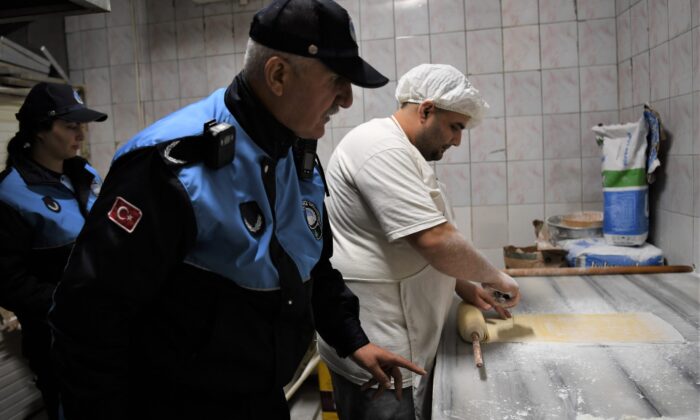 Osmangazi’de bayram öncesi tatlı imalathanelerine sıkı denetim