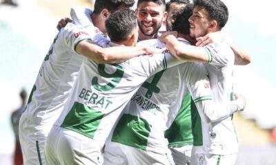 Bursaspor play-off yolunda