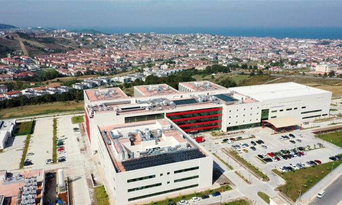 Yalova Eğitim ve Araştırma Hastanesi 4 günde 24 bin hastaya hizmet verdi