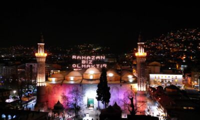 Kadir Gecesi’nde Bursalılar Ulu Cami’ye akın etti