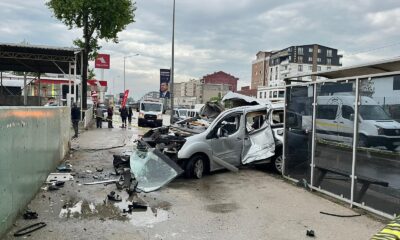 Bursa’da feci kaza: 2 ölü, 1 yaralı