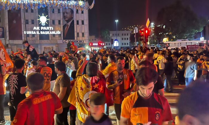 Galatasaray’ın şampiyonluğu Bursa’da coşkuyla kutlandı