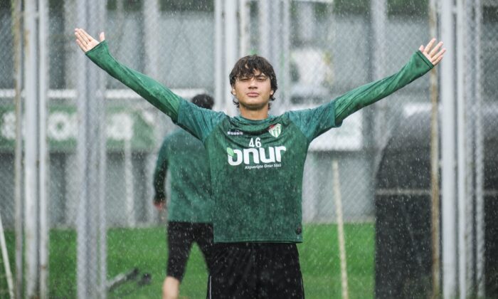 Bursaspor’da Beyoğlu Yeni Çarşı maçı hazırlıkları tamamlandı