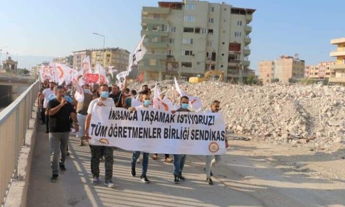 TÖBSEN BURSA İL TEMSİLCİSİ SERKAN BEBEK: ÖĞRETMENLERE ULAŞIM ÜCRETSİZ OLSUN