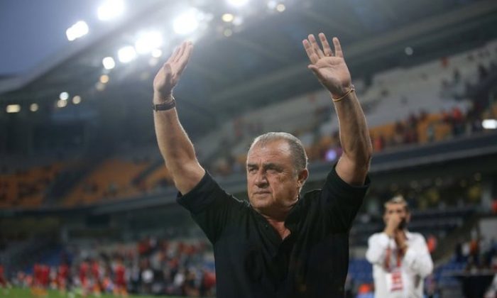 Atina’da Fatih Terim fırtınası