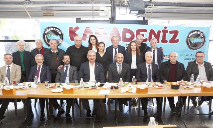 Karadeniz Hamsi Festivali’ne CHP’den ziyaret