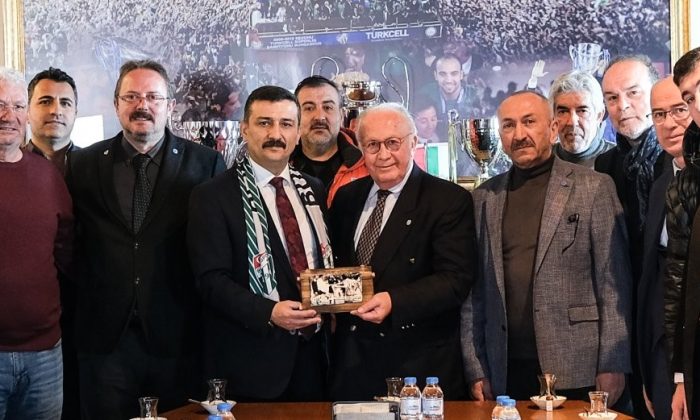 Bursa Milletvekili Selçuk Türkoğlu, Bursaspor’u ziyaret etti