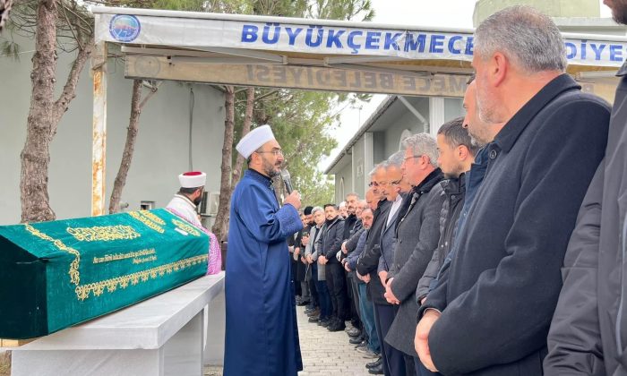 Bursa İl Müftüsü’nün acı günü…Annesinin cenaze namazını kıldırdı