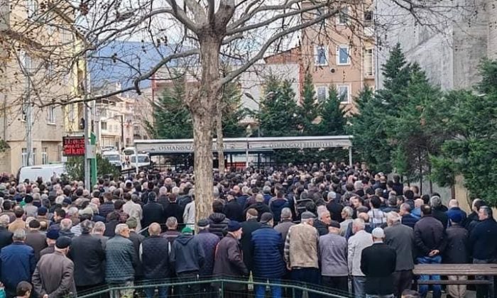 Bursa’da inşaat işçisi 4.kattan düştü