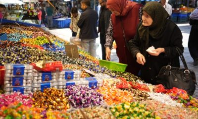 Bayram şekerleri tezgahlardaki yerini aldı