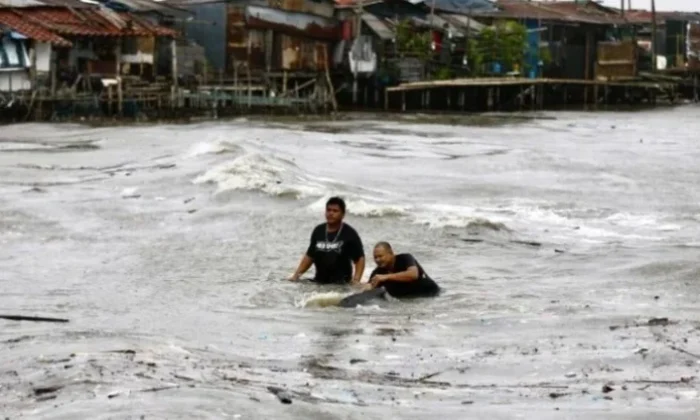 Gaemi Tayfunu Filipinler’i yıktı geçti