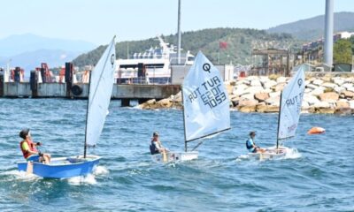 Bursa’da Kabotaj Bayramı’nda yelkenler yarışları nefes kesti