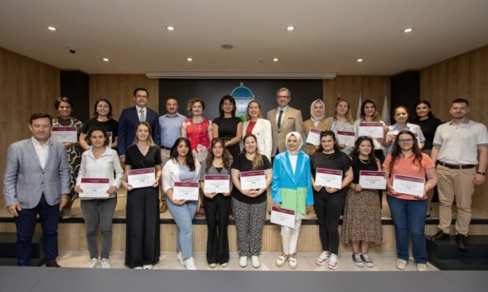 Sürdürülebilirlik uzmanları sertifikalarını aldı