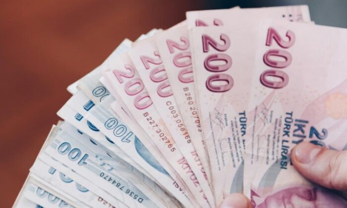 En düşük emekli aylığı 12 bin 500 lira oldu