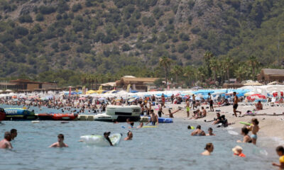 Hava sıcaklığı plajları hareketlendirdi