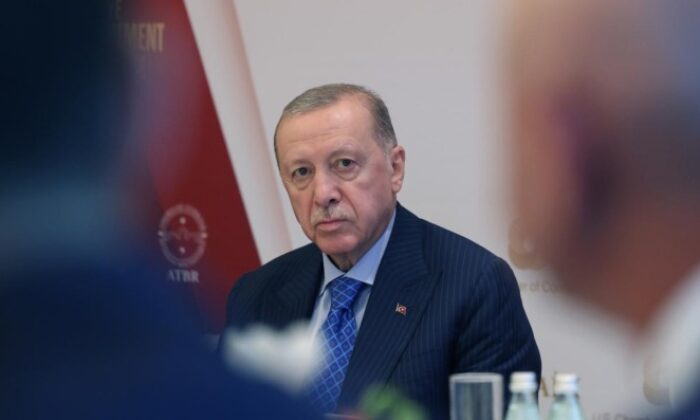 Cumhurbaşkanı Erdoğan: Savunma sanayiinde ihracat engelleri kaldırılmalı