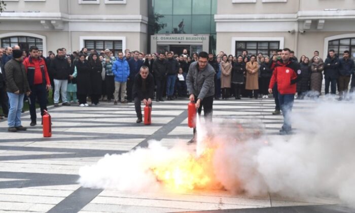 Osmangazi’de başarılı deprem ve yangın tatbikatı