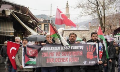 Bursa’da sağlık çalışanlarından ‘sessiz yürüyüş’