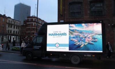 Manchester sokaklarında Marmaris tanıtımı