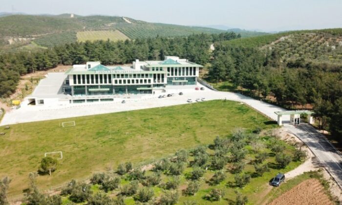 Mudanya Üniversitesi dünyaya açılıyor