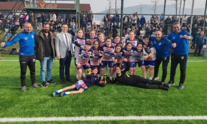 Nilüfer Kız Cup 2025’in şampiyonu Ufukspor oldu