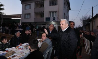 Şadi Özdemir, iftarını vatandaşlarla yaptı