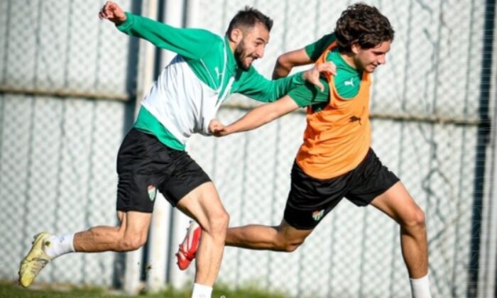 Bursaspor, Kuşadasıspor hazırlıklarında